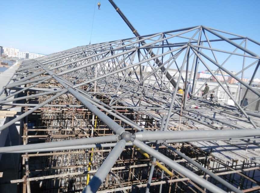 宝鸡商贸城屋顶网架工程